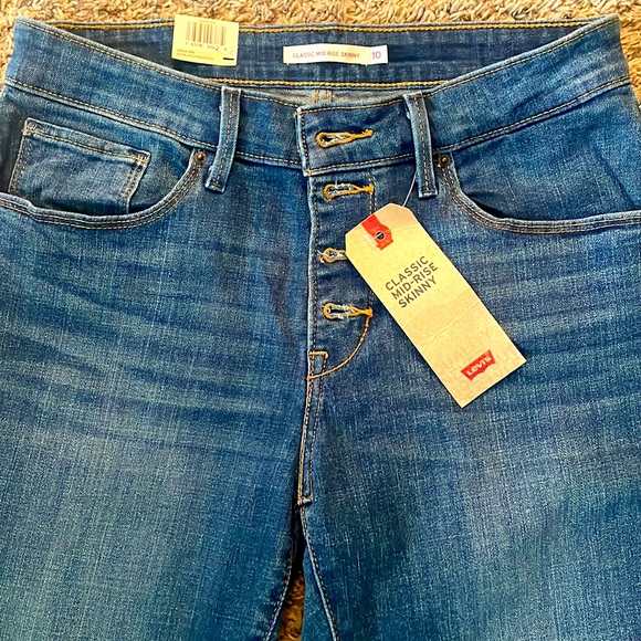 Brand New Levi’s Classic Mid Rise Button Fly Skinny Jeans. Size 10 - Picture 1 of 6